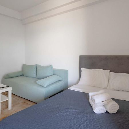 Elia Mini Suites 6 Larissa Extérieur photo